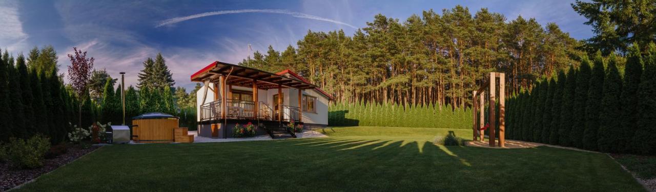 Letniskowy Nad Jeziorem Holiday home