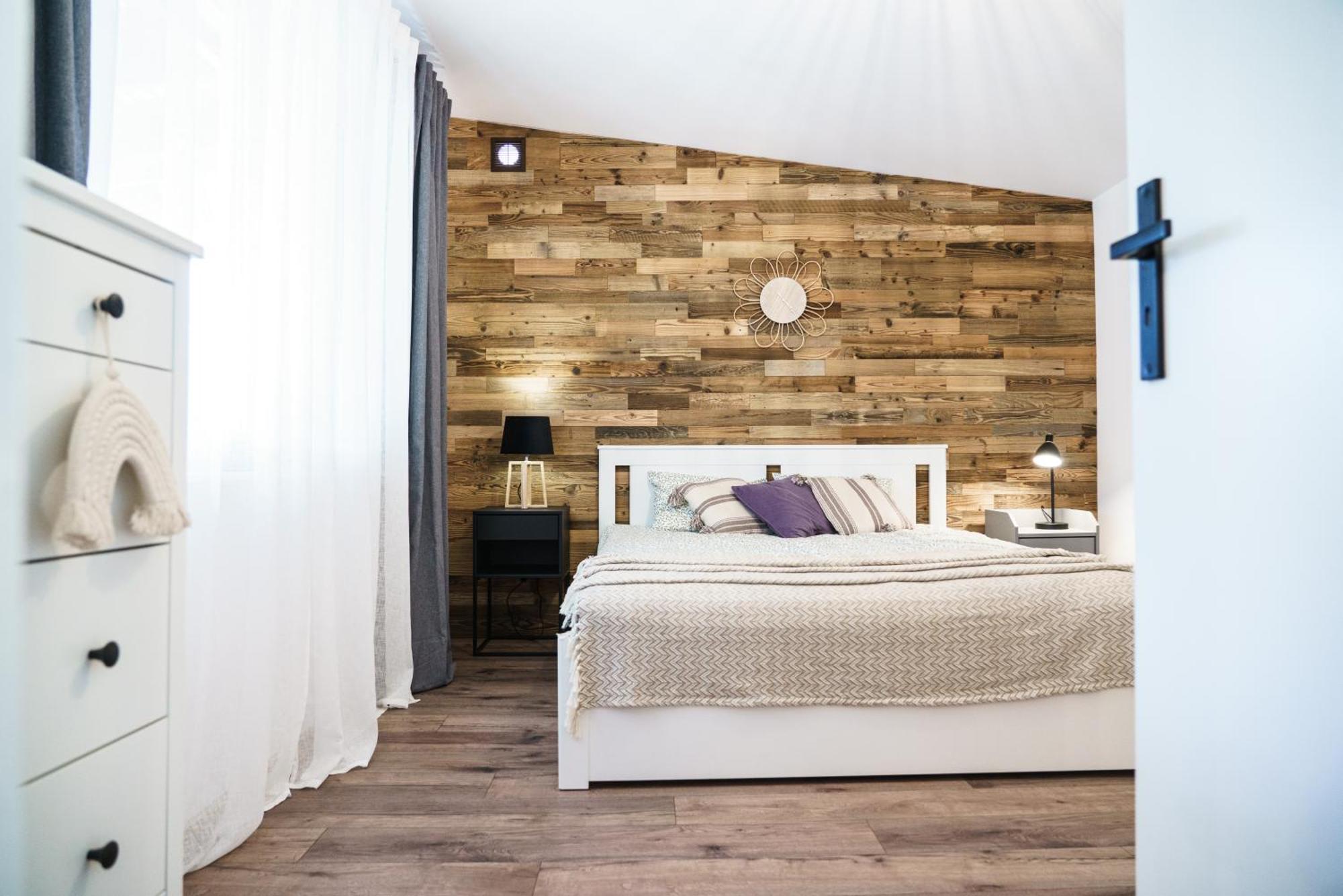 Letniskowy Nad Jeziorem Ferienhaus *